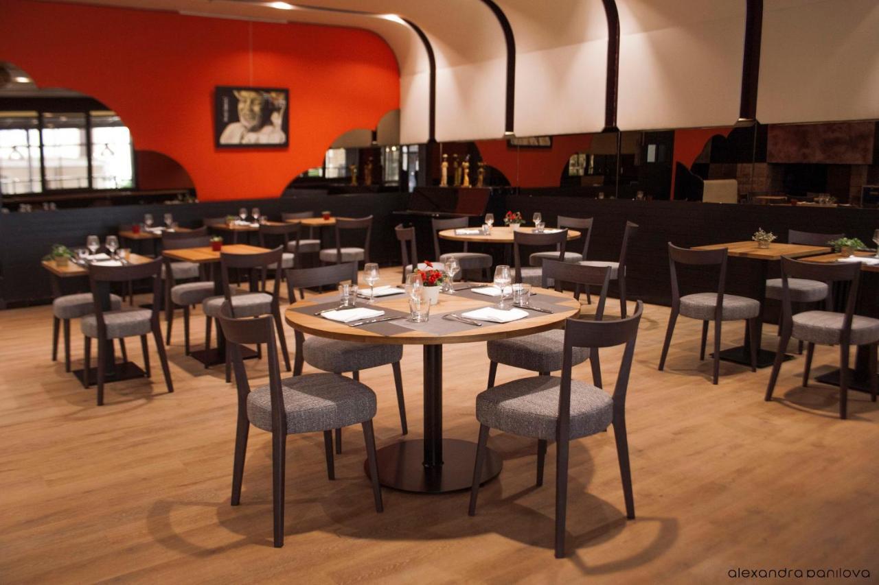 Logis Hotel Restaurant De France Saint-Geniez-d'Olt Luaran gambar